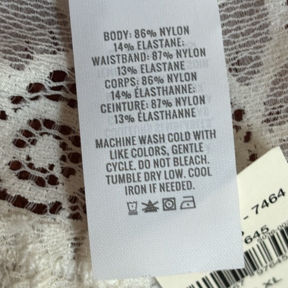 NWT Aerie Soft Lace Thong Panties - Picture 5 of 6